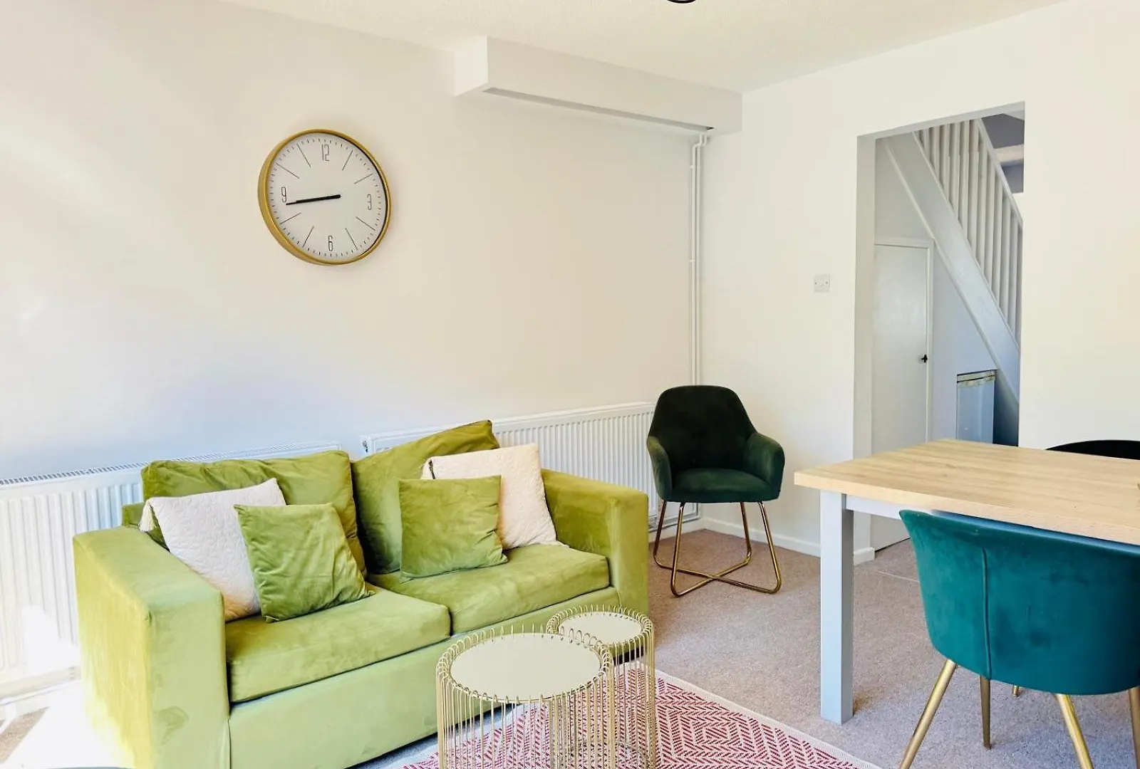 Nyaraló 2 Bed House, Sleeps 6, Dog Friendly, Close To A14 M11, With Garden & Parking Long Stay Work Contractor Leisure, Jade Cambridge